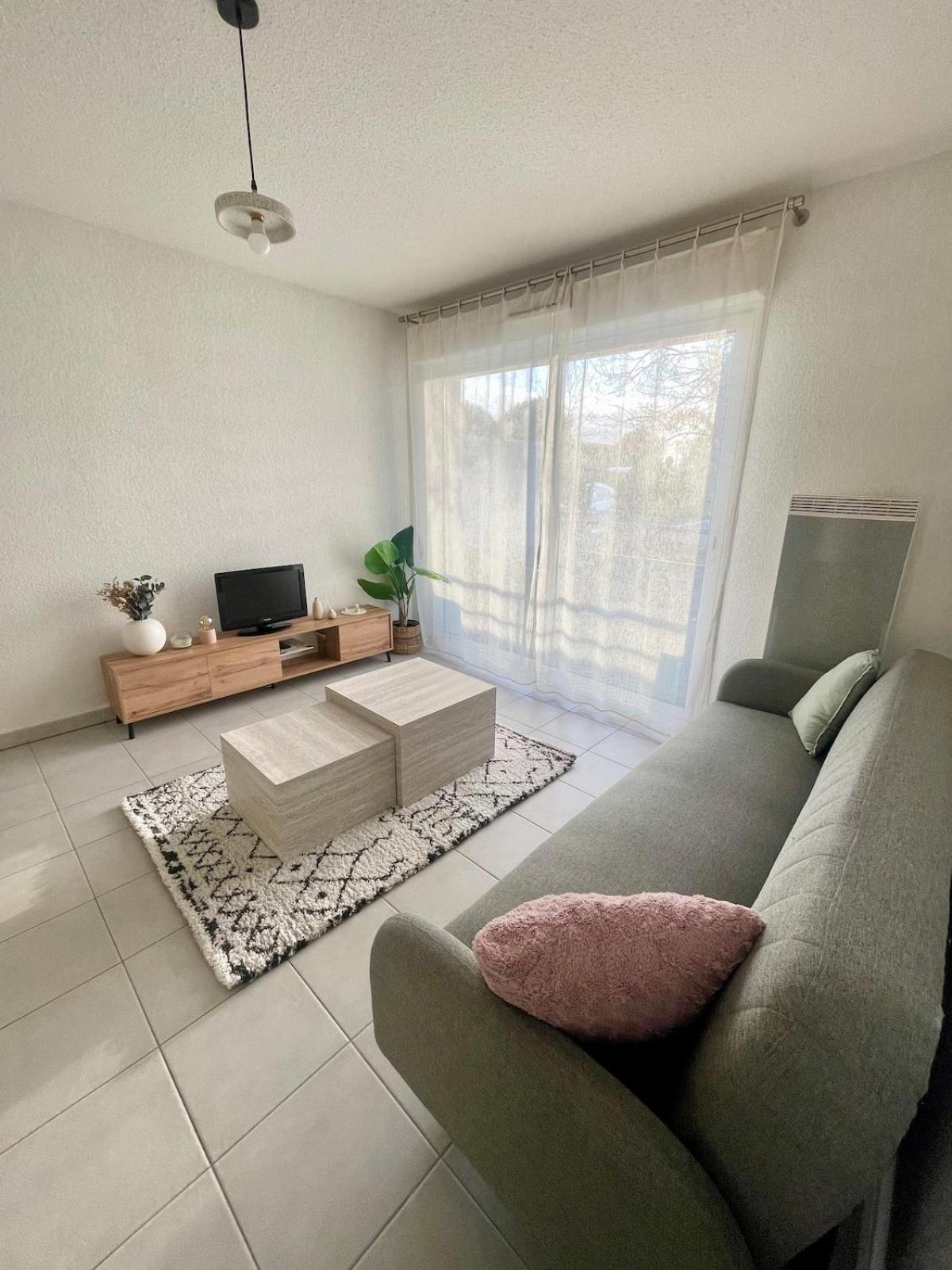 Appartement Cosy Avec Balcon Mont-de-Marsan Eksteriør bilde